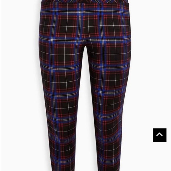 Torrid Plaid Pixie Pants - Picture 5 of 12